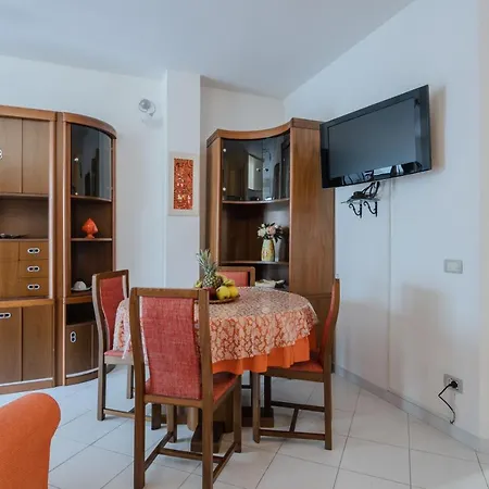 Guesthost - Barbara House * Otranto